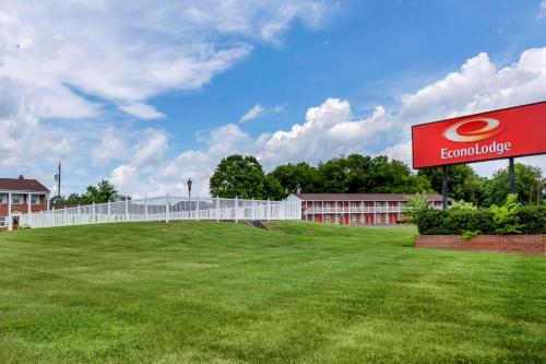 Econo Lodge Woodstock - Shenandoah Valley I-81 - Accommodation - Woodstock