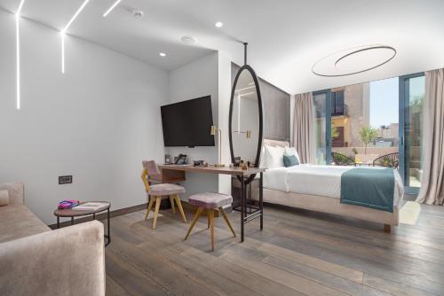 room detail thumbnail 0