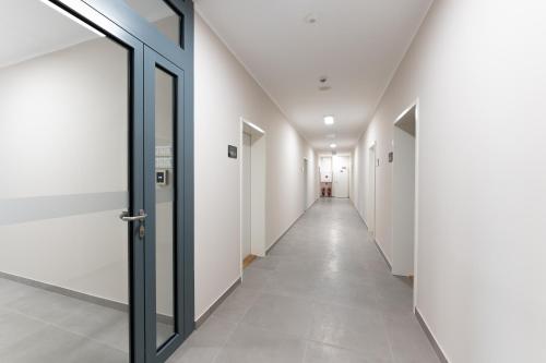 312587076 Metropolitan Star Apart Hotel