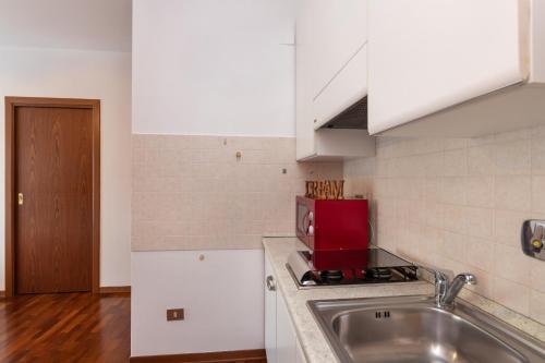 Studio con Terrazzo nei pressi dell'Università, Turín (fotografie 7)
