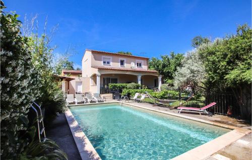 Stunning home in Les Angles with 3 Bedrooms, WiFi and Outdoor swimming pool - Les Angles Gard