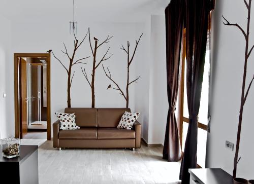 2 bedrooms, 4 beds