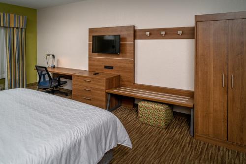 Holiday Inn Express and Suites Pikeville, an IHG Hotel