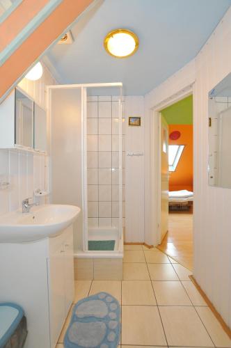 Apartment (2 Adults + 2 Children)