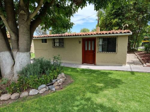 2 bedrooms, 4 beds