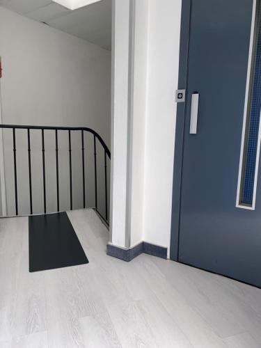 Aero Hotel in Issy-Les-Moulineaux