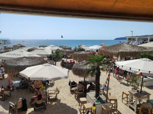 Studio Yana *Top location*Sea Garden* Studio Yana *Top location*Sea Garden*