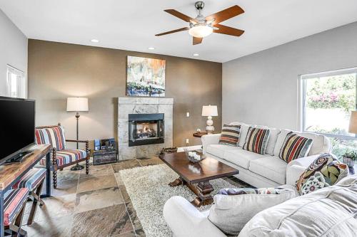Seville Corner Downtown Condo Permit# 3030 in Palm Springs, USA
