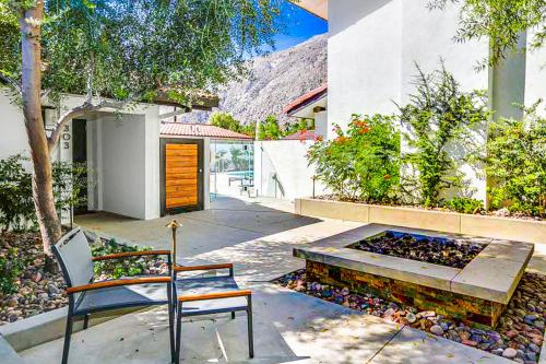 Seville Corner Downtown Condo Permit# 3030 in Palm Springs, USA
