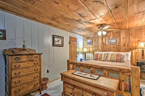Pet-Friendly One Crow Cottage in Harbor Springs! - main image