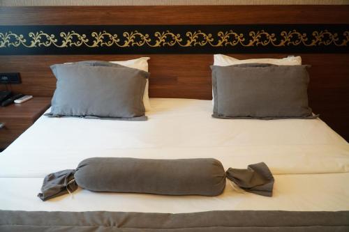 Bern Hotel - image 6