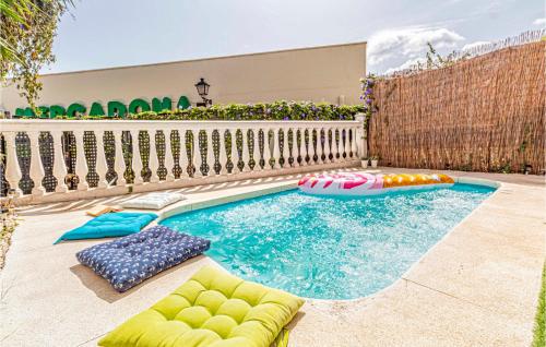  Awesome Home In Benalmadena Malaga With 3 Bedrooms, Wifi And Swimming Pool in Arroyo de la Miel