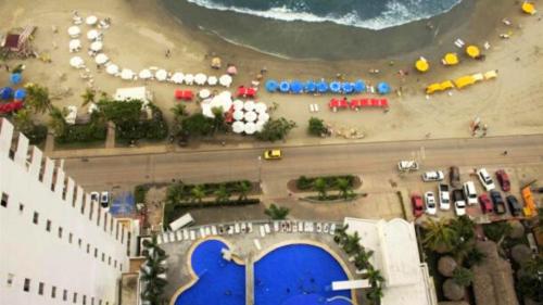 Swimming pool, Apartamento Familiar con Vista al Mar en Bocagrande Cartagena in Villa Barraza