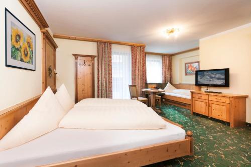 Hotel Nevada - image 12