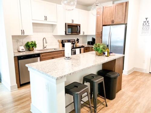 Upscale SoHo WaterFront 2 Bedroom Brand New Condo