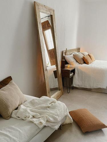 Double Room with Private Bathroom image 3