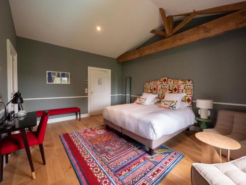1 queen bed