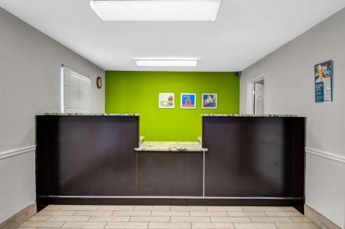 Lobby, Studio6 Atlanta, GA - Chamblee in Chamblee