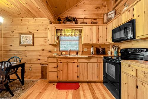 Creekside Hideaway - image 6