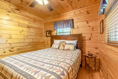 Creekside Hideaway - image 8
