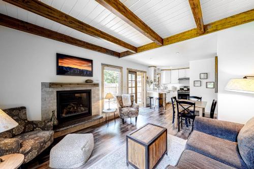 Ketchum's Paradise - image 3