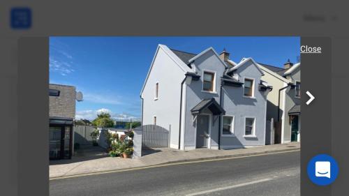 Beautiful Central 3-Bed House in Co Clare