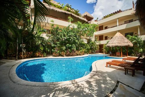 Modern and Spacious 2 bedroom PH, Rooftop & Pool