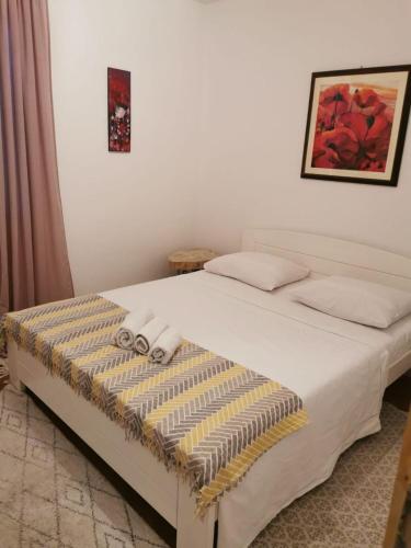 Apartment Renko - 100 m from sea - image 7