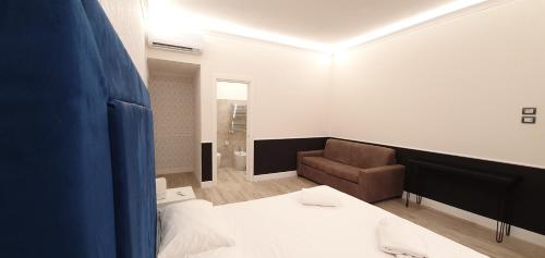 Rome Aparts - image 8