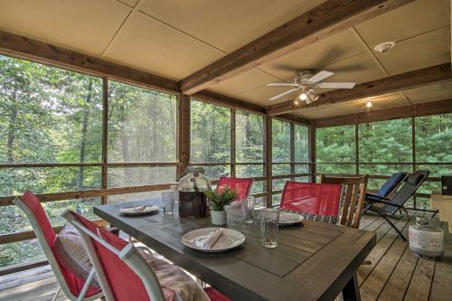 Mountain Town Adventures Home with Fire Pit! in Woodstock, USA
