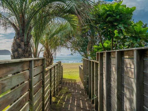 ฝักบัว, Bonanza Beauty - Pauanui Holiday Home in ปาอัวนุย