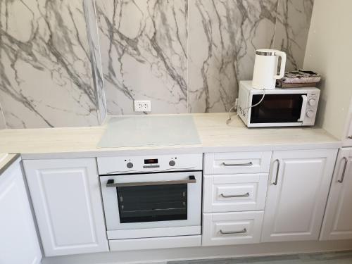 Appartments with sea view on Russian island - image 14