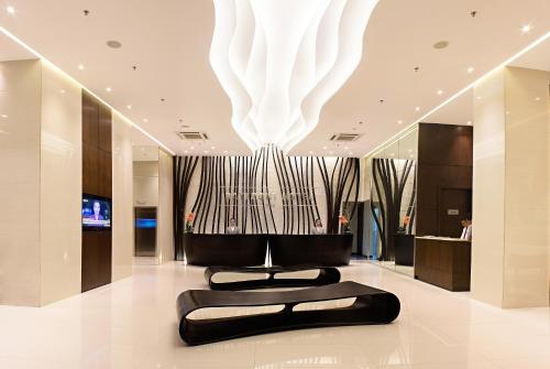 Lobby, Bayfront Hotel Cebu - North Reclamation in Cebu City