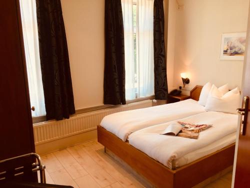 1 double bed