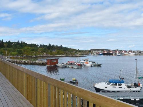 Holiday home Dyrvik - image 6