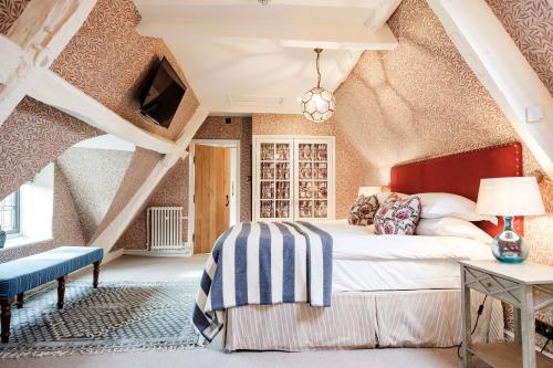 1 double bed