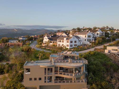 Dazzling View, Knysna - Stunning holiday villa with roof deck & 360° views, Knysna (zdjęcie 5)