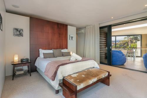 Dazzling View, Knysna - Stunning holiday villa with roof deck & 360° views, Knysna (zdjęcie 7)