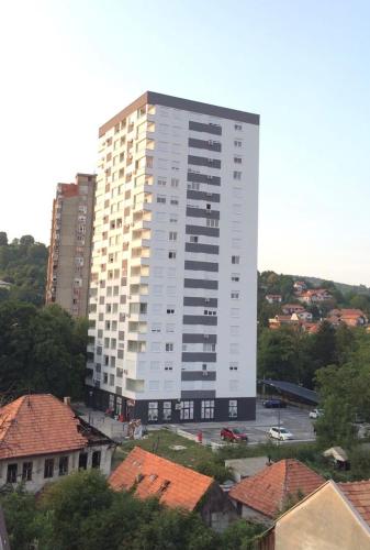 Stan blizu Panonskih jezera i centra grada - image 4