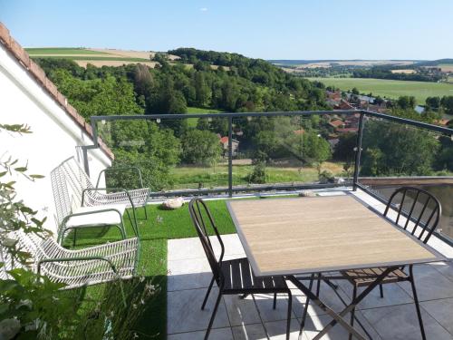 B&B CHEZ FOUCHS - Chambre d'hotes in Dun Sur Meuse