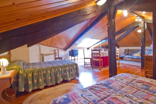 Quadruple Room with Garden View - Attic