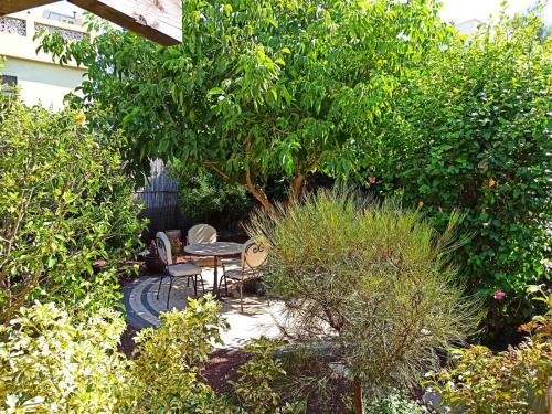 花園, Accommodation at Miss Daisy - להתארח אצל מיס דייזי in 羅什平納市中心