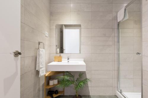 オラーラ アーバン チリ アパートメンツ