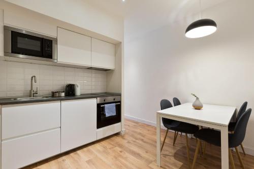 Urban Chill Apartments by Olala Homes