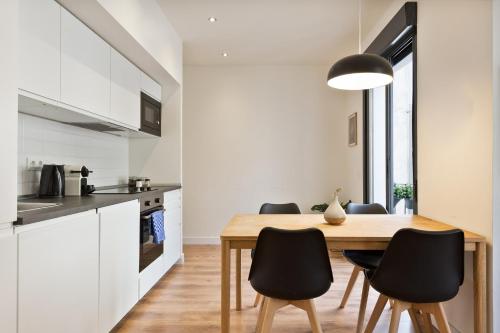 Urban Chill Apartments by Olala Homes