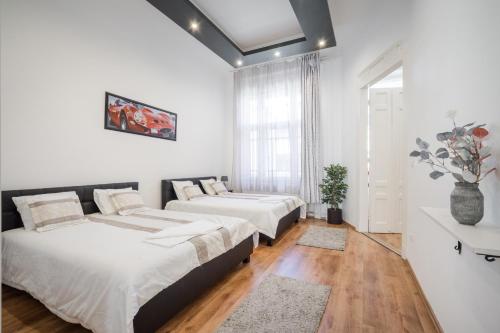 Real Apartments Zichy - image 14