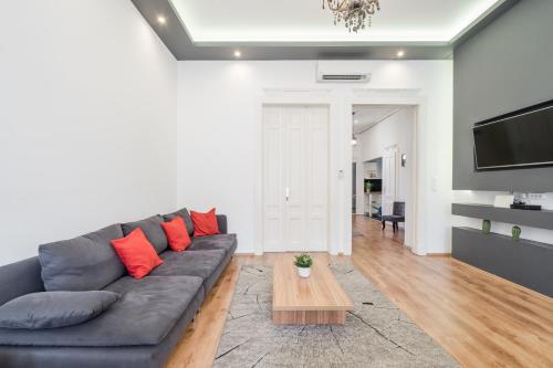 Real Apartments Zichy - image 10
