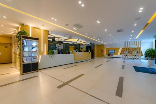 Tampilan eksterior, Holiday Inn Express Shijiazhuang Heping By IHG in Shijiazhuang