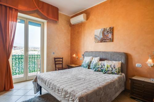 Roomy and Bright Apartment with Balconies x6