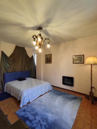 Villa Oleandra nearby Argegno with privet Garden & Pool